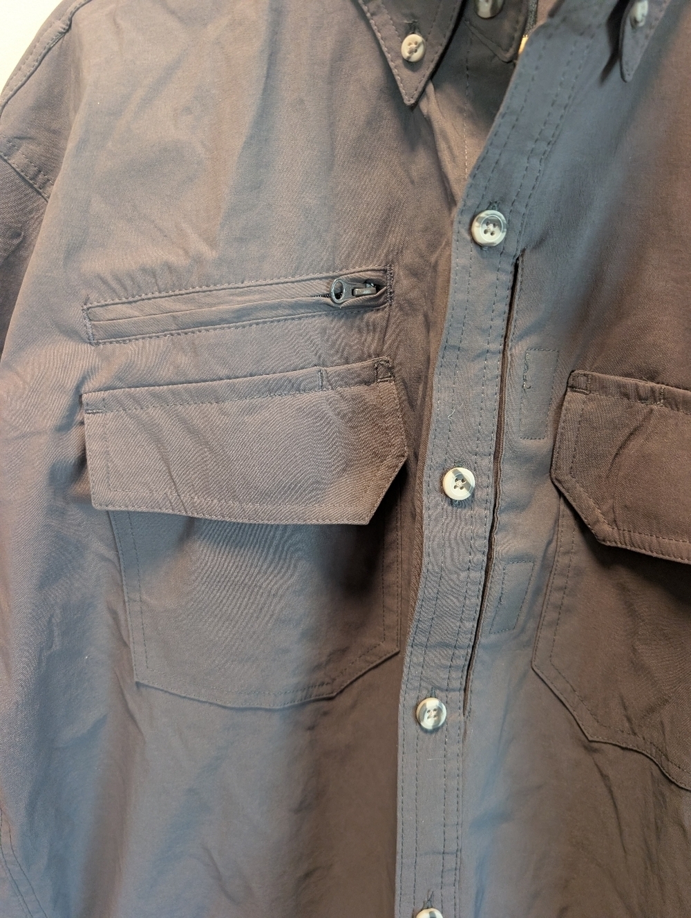 Grizzly Mountain Button-Up Utility Shirt - Picture 3 of 6